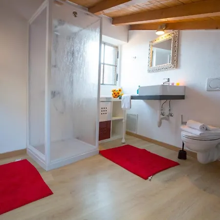 Sleeps 4 Apartment